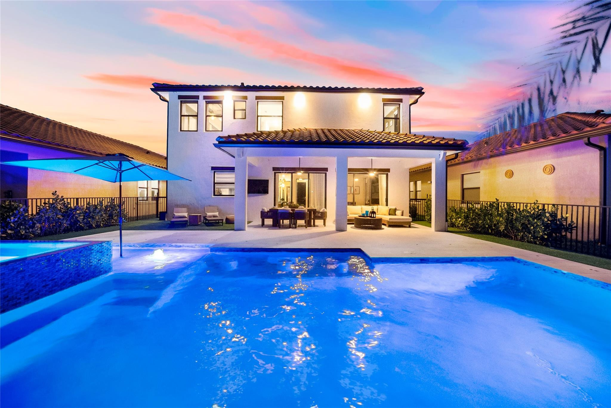 12270 N Baypoint Cir