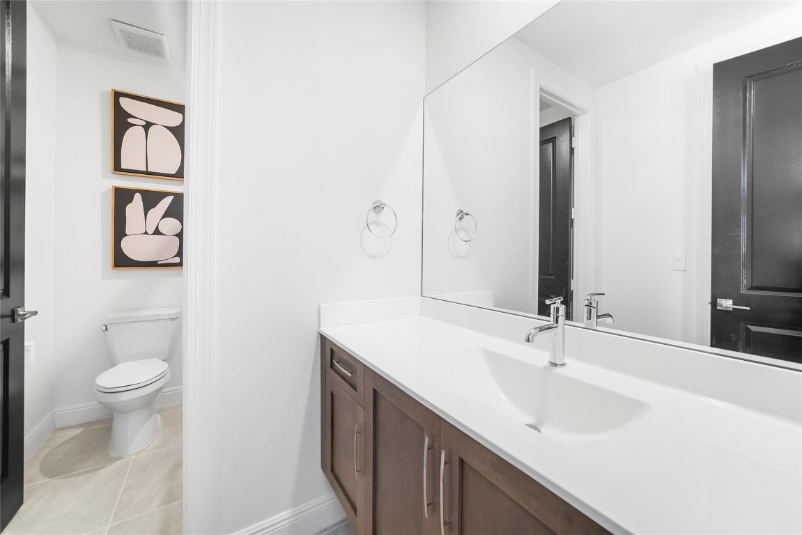 12270 N Baypoint Cir