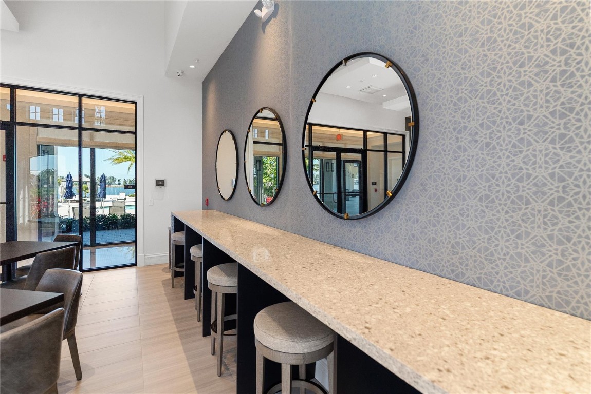 12270 N Baypoint Cir