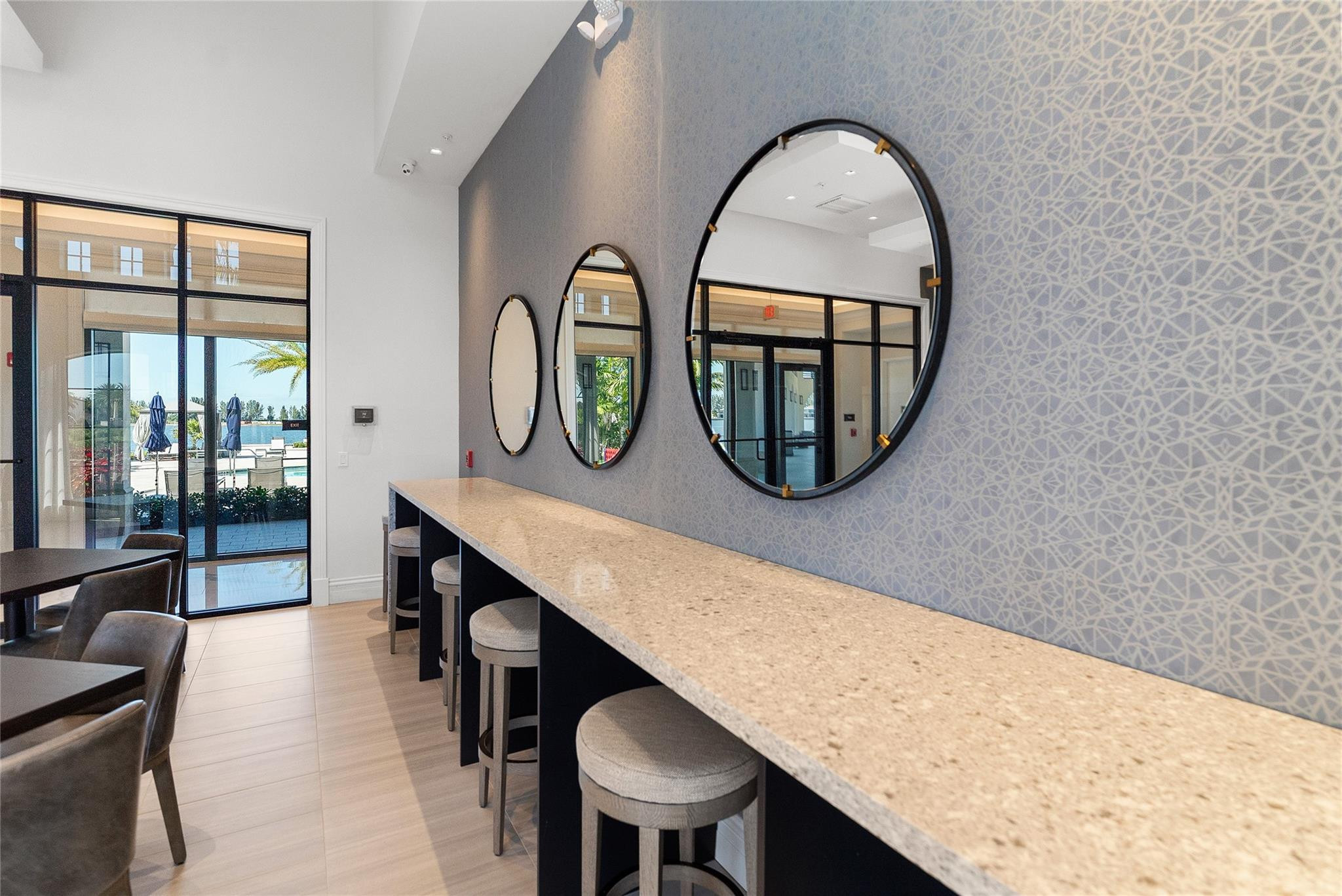 12270 N Baypoint Cir