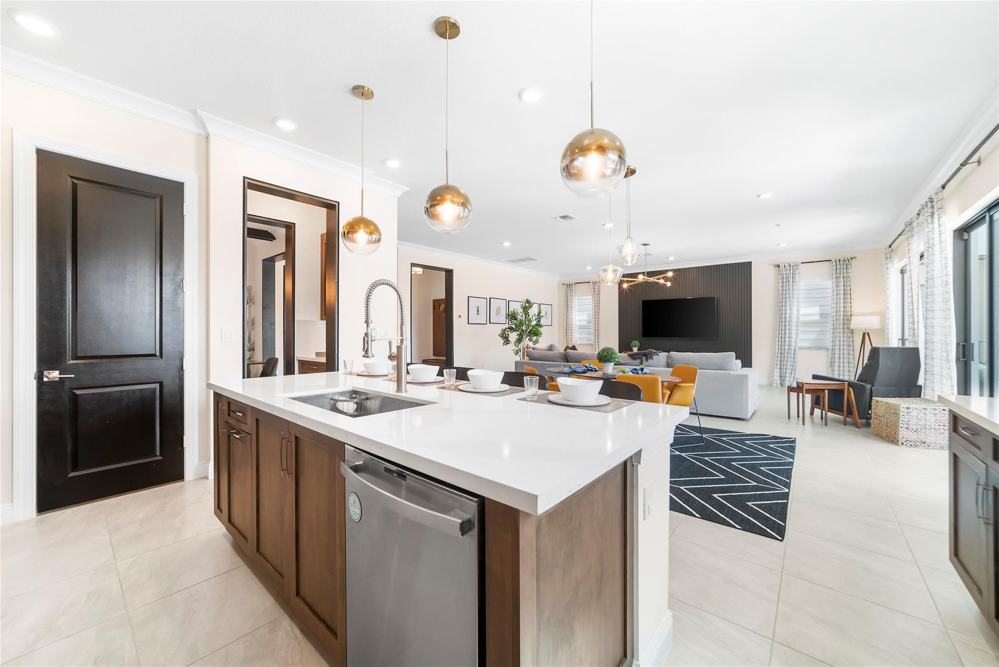 12270 N Baypoint Cir