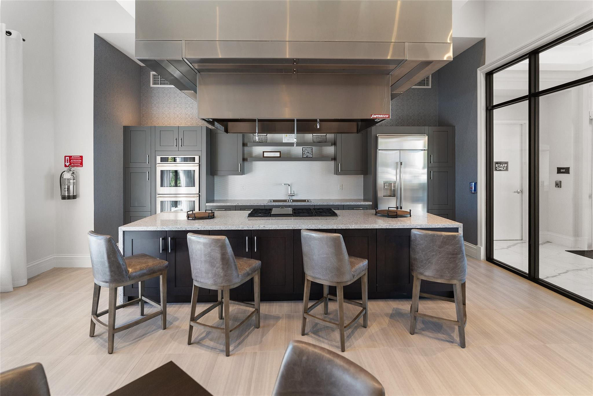 12270 N Baypoint Cir