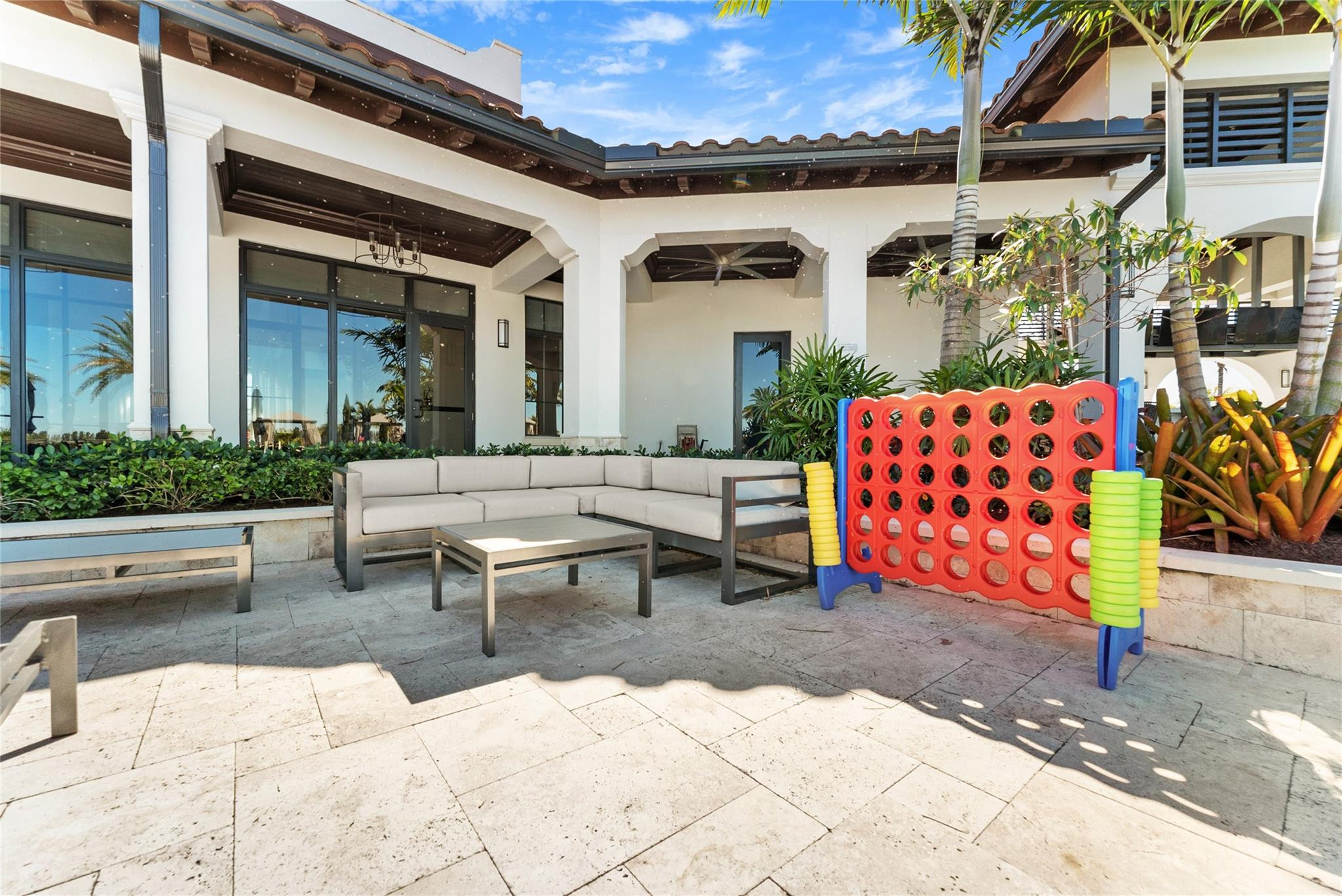 12270 N Baypoint Cir