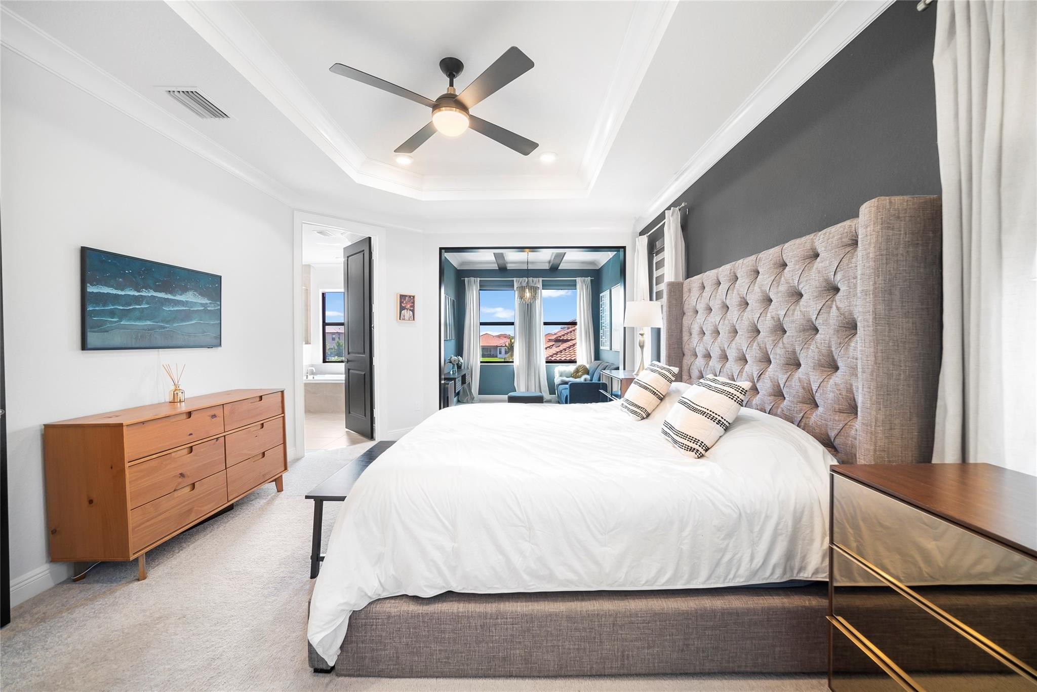 12270 N Baypoint Cir