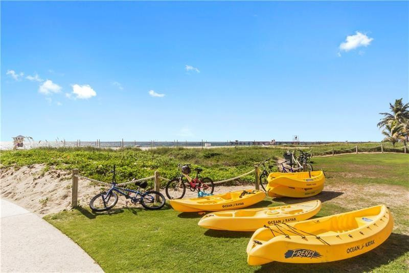 901 N Riverside Dr 1D