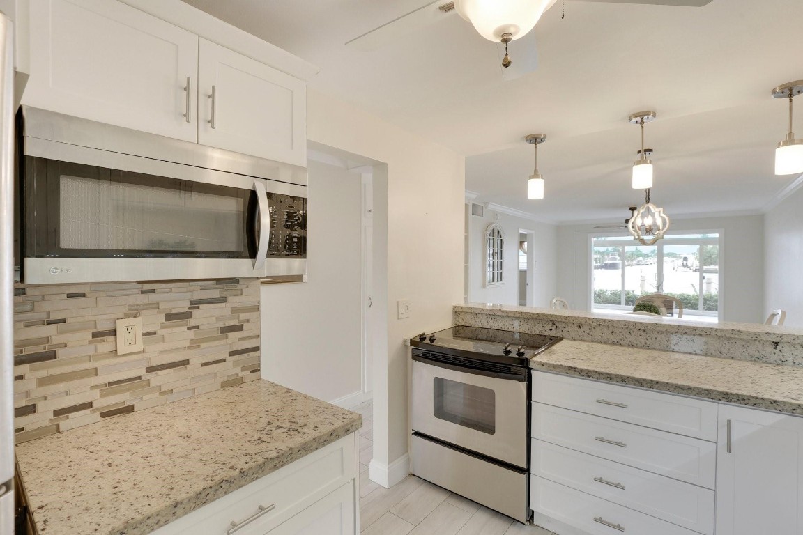 901 N Riverside Dr 1D