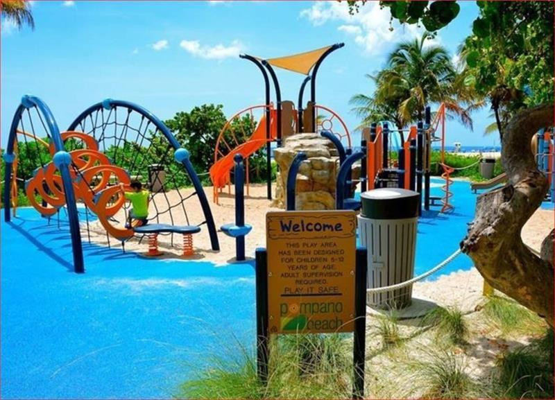 901 N Riverside Dr 1D