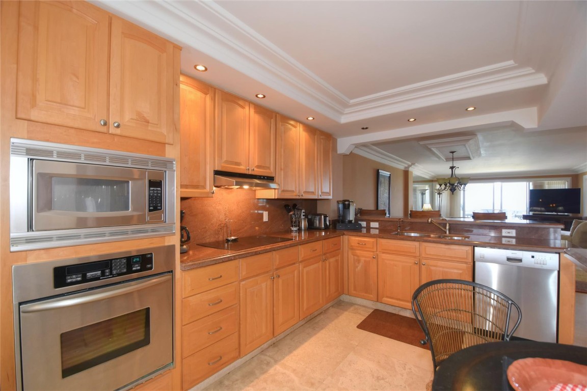 1012 N Ocean Blvd 807