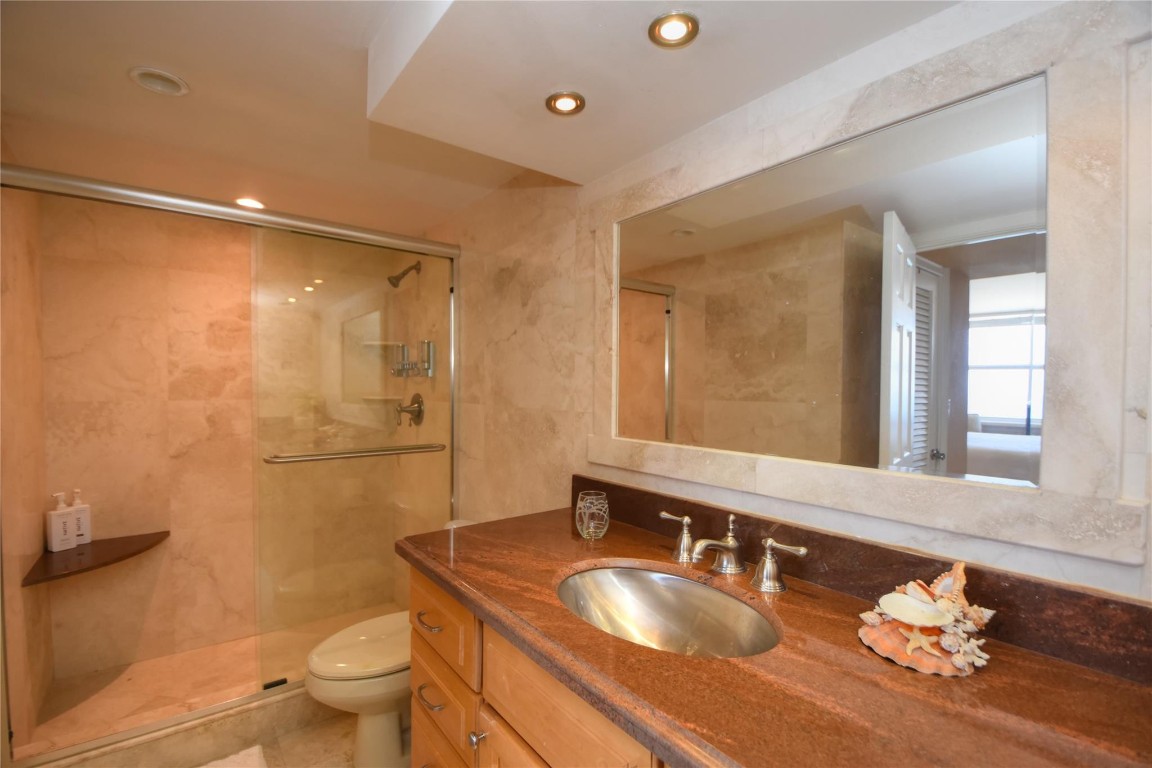 1012 N Ocean Blvd 807