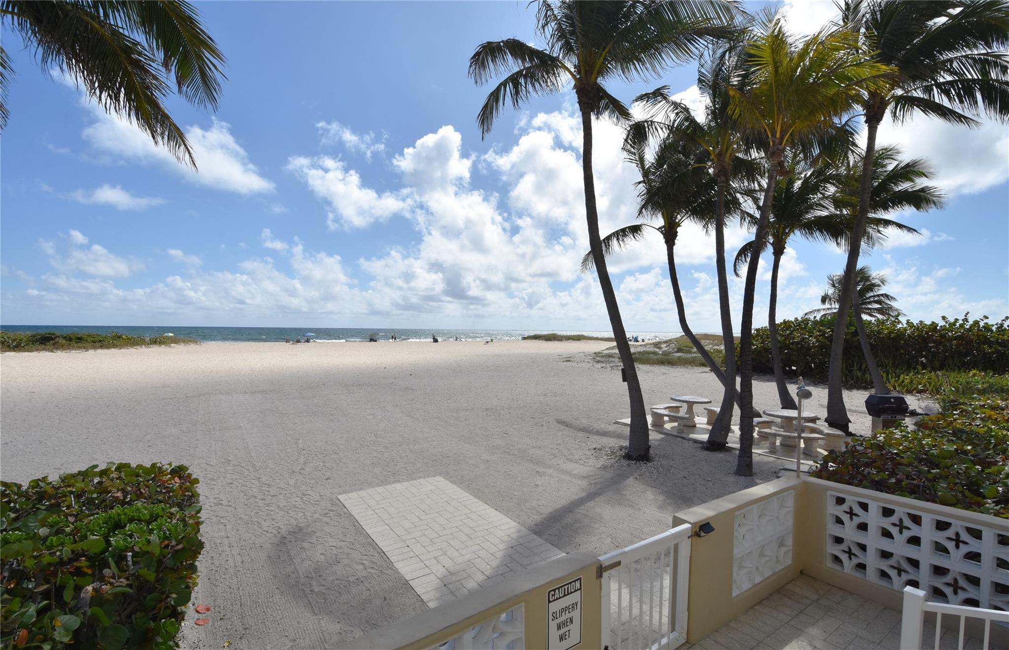 1012 N Ocean Blvd 807