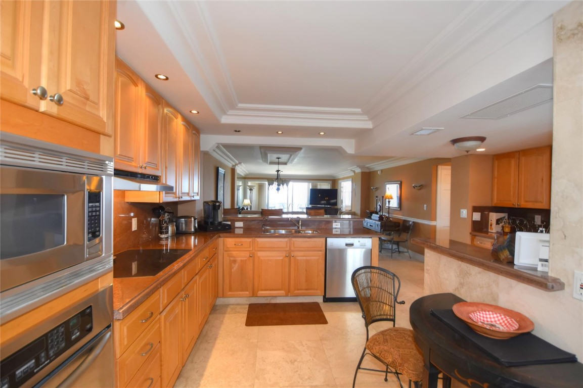 1012 N Ocean Blvd 807