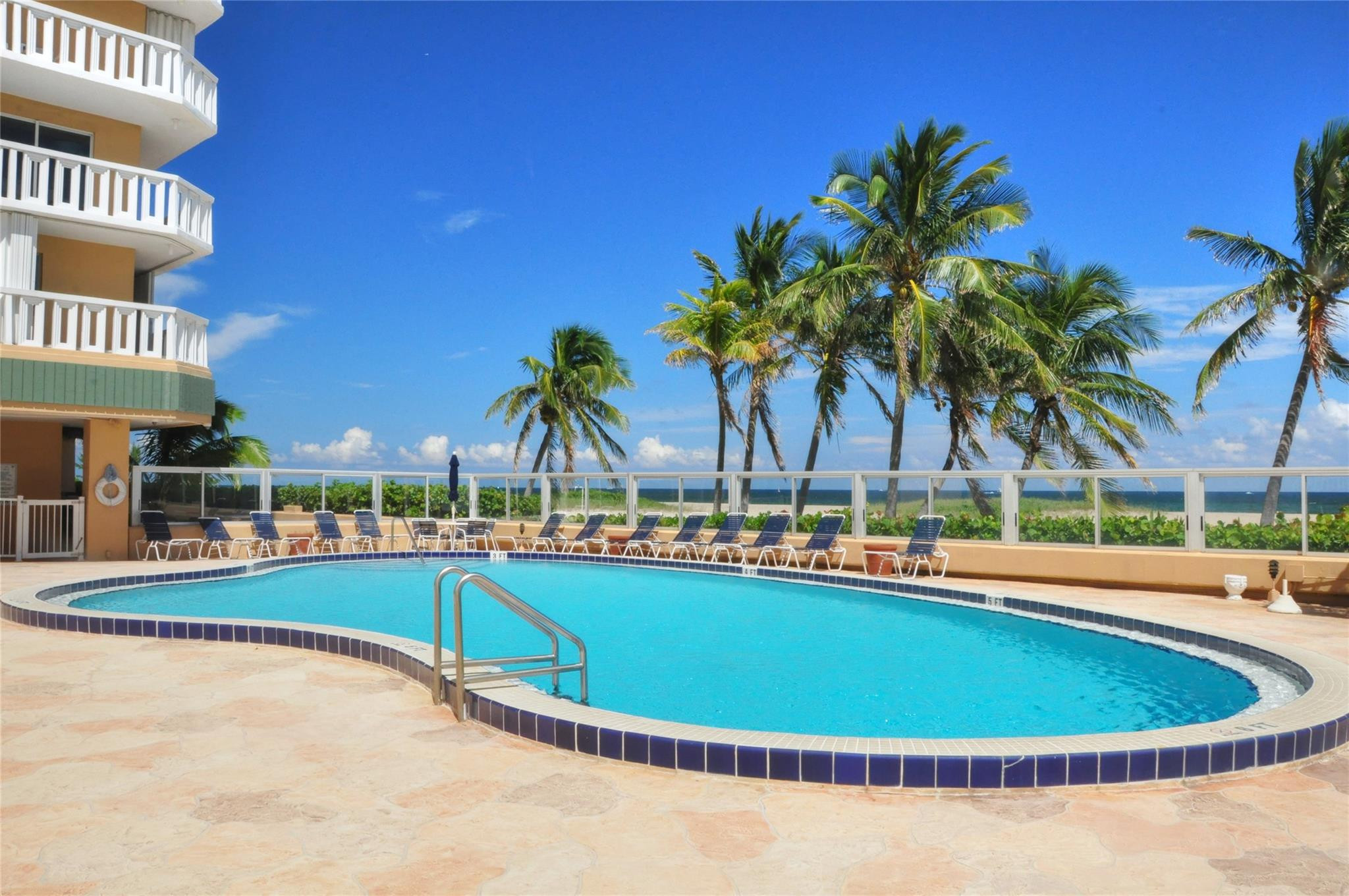 1012 N Ocean Blvd 807