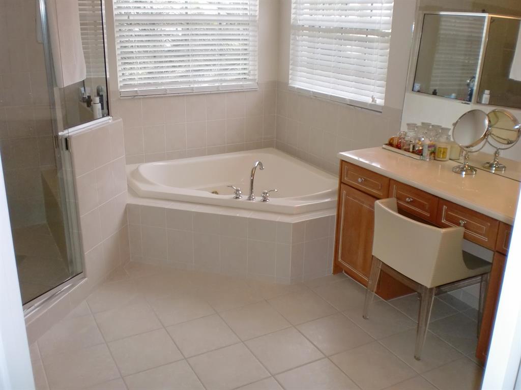 21175 La Vista Circle