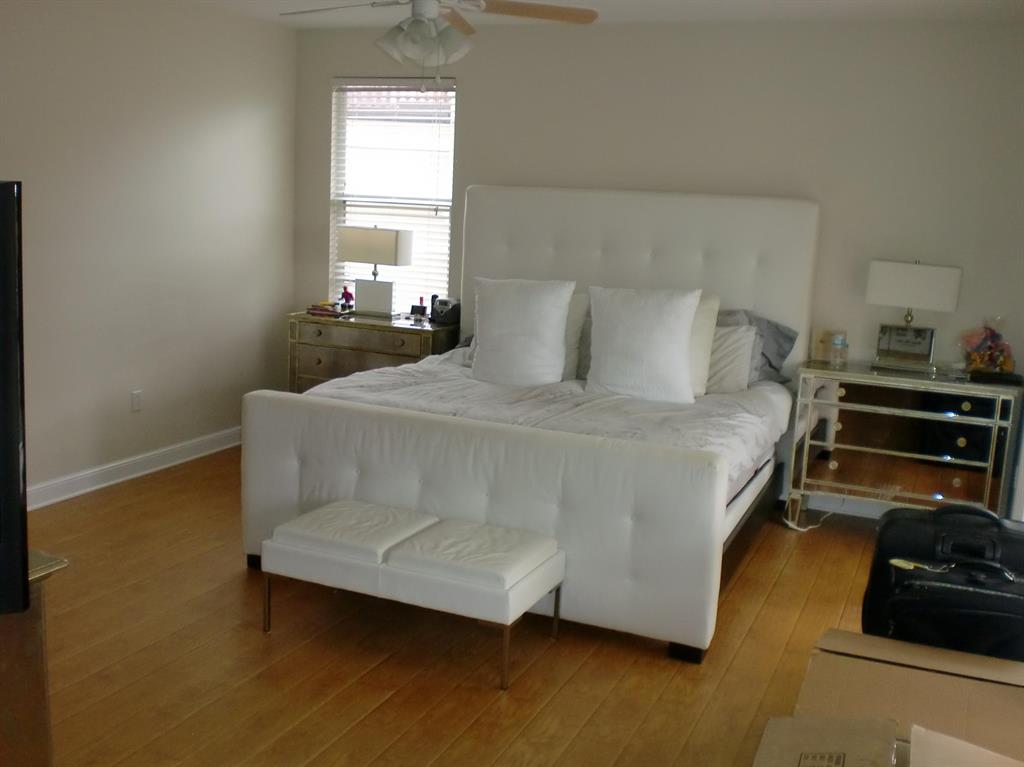 21175 La Vista Circle