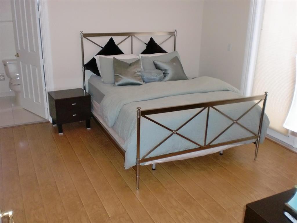 21175 La Vista Circle