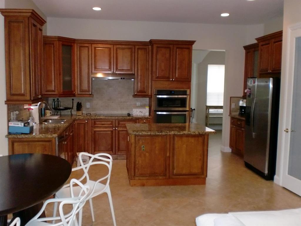 21175 La Vista Circle