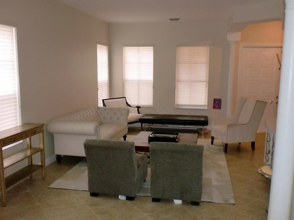 21175 La Vista Circle