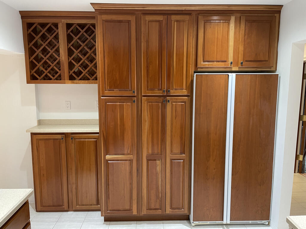 2584 Avenue Au Soleil