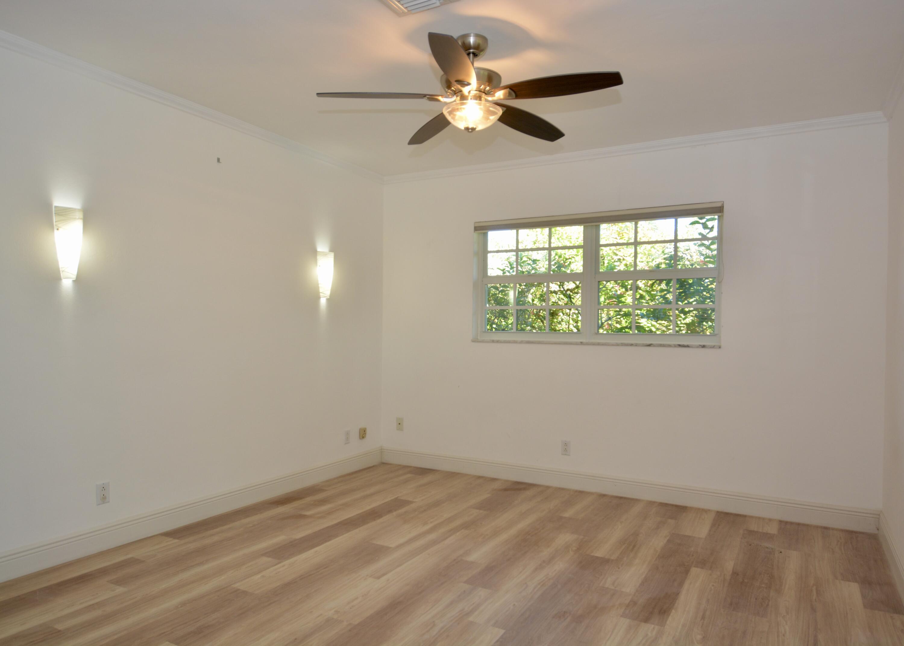 2584 Avenue Au Soleil