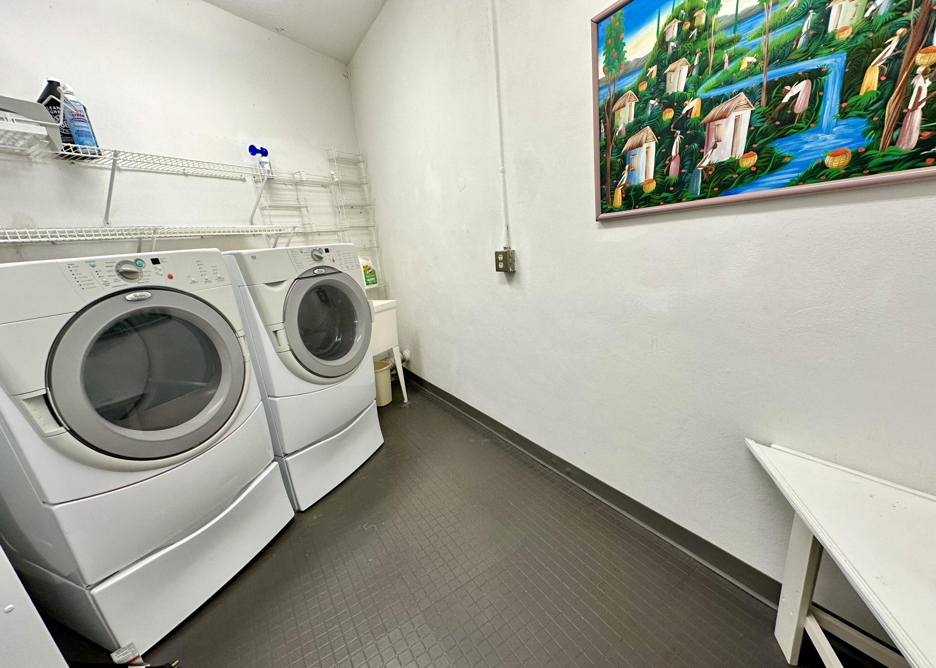 2584 Avenue Au Soleil