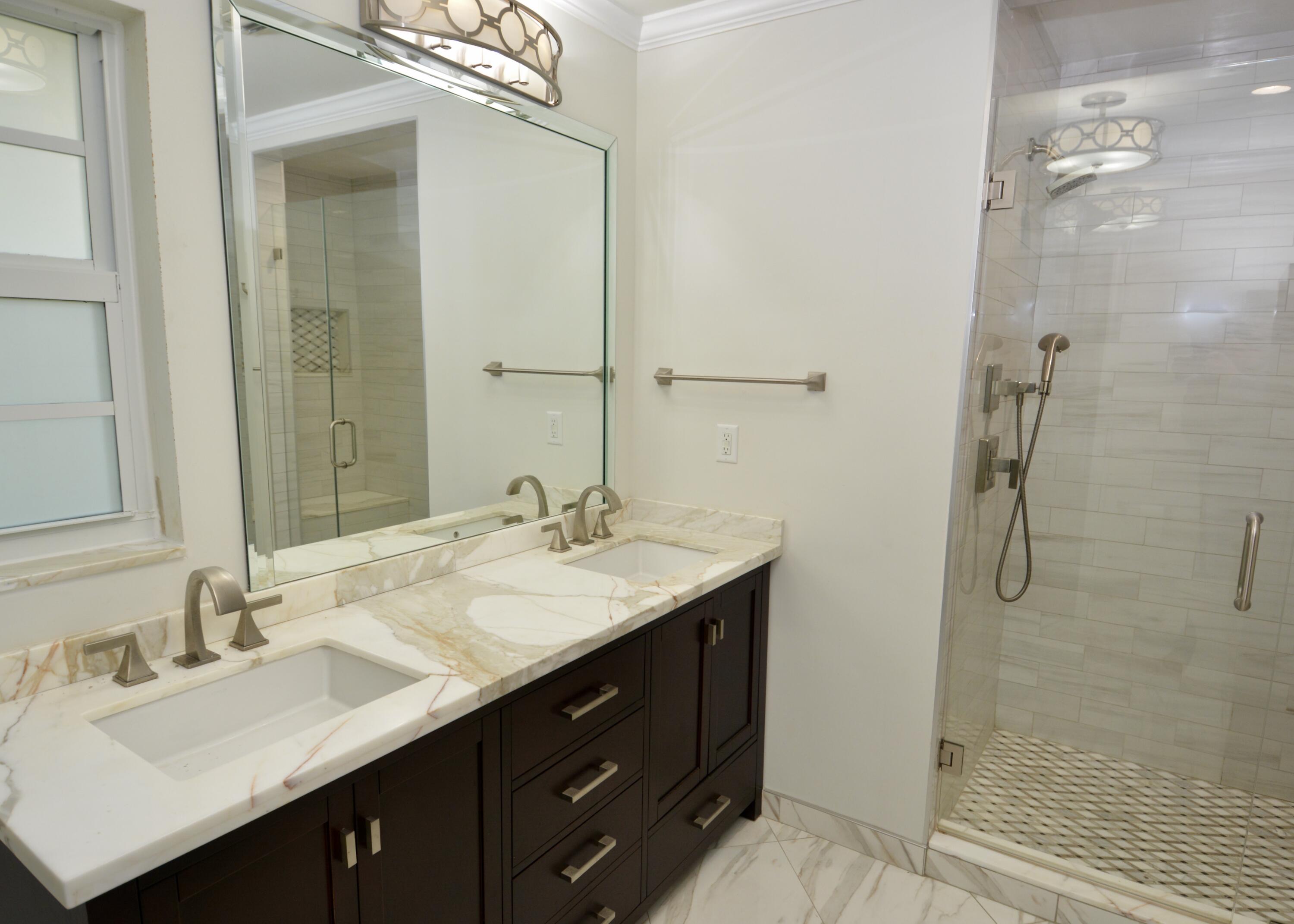 2584 Avenue Au Soleil