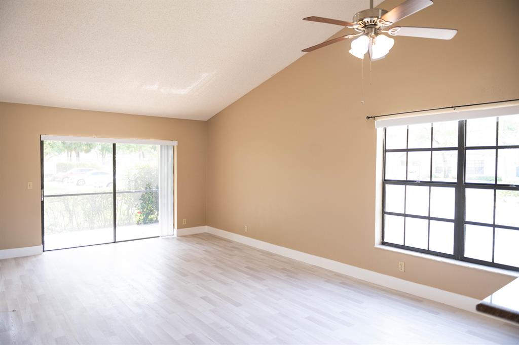 492 Hardwood Place 492