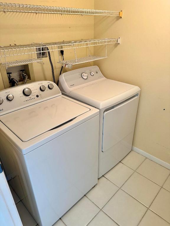 7076 Huntington Lane 102