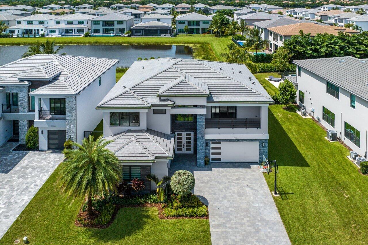 17166 Wandering Wave Avenue