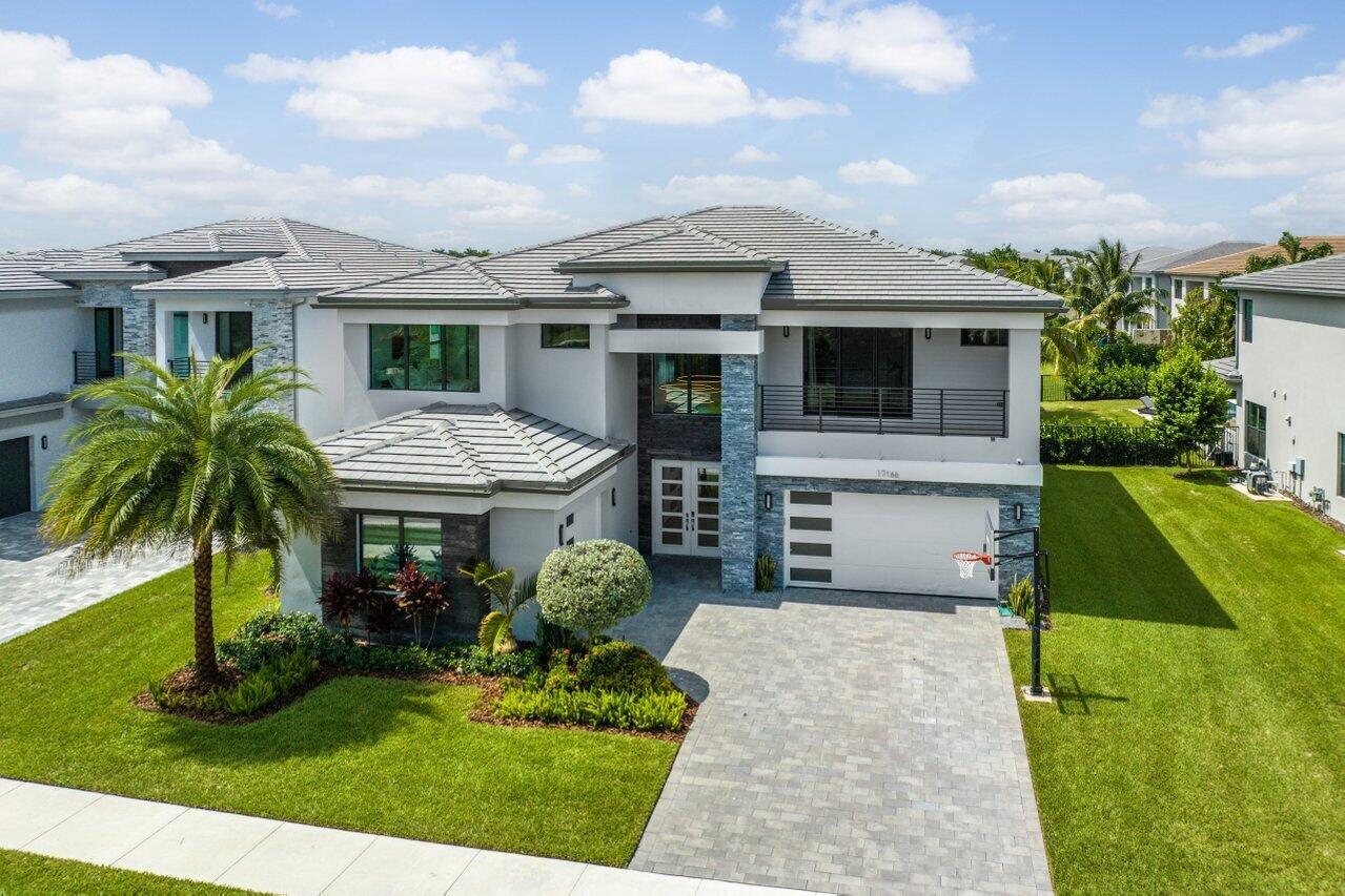 17166 Wandering Wave Avenue