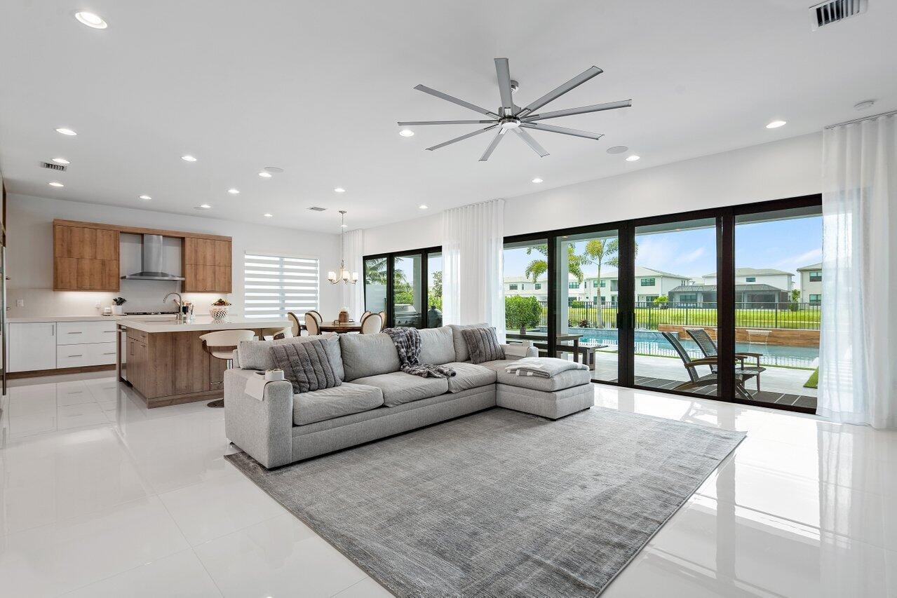 17166 Wandering Wave Avenue