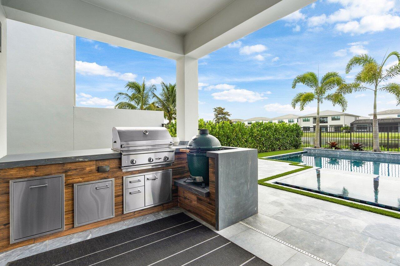 17166 Wandering Wave Avenue