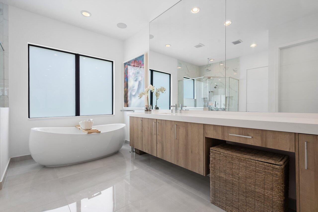 17166 Wandering Wave Avenue