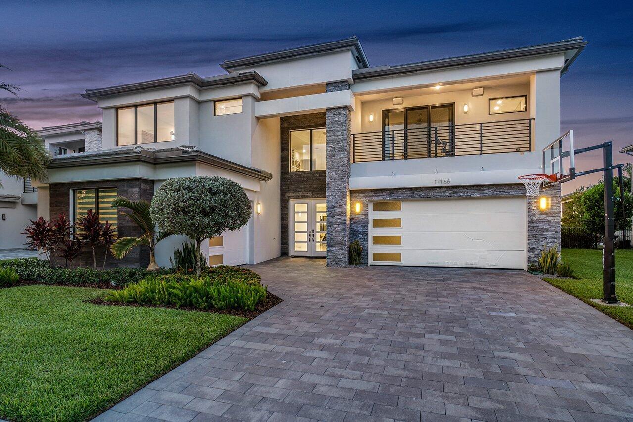 17166 Wandering Wave Avenue