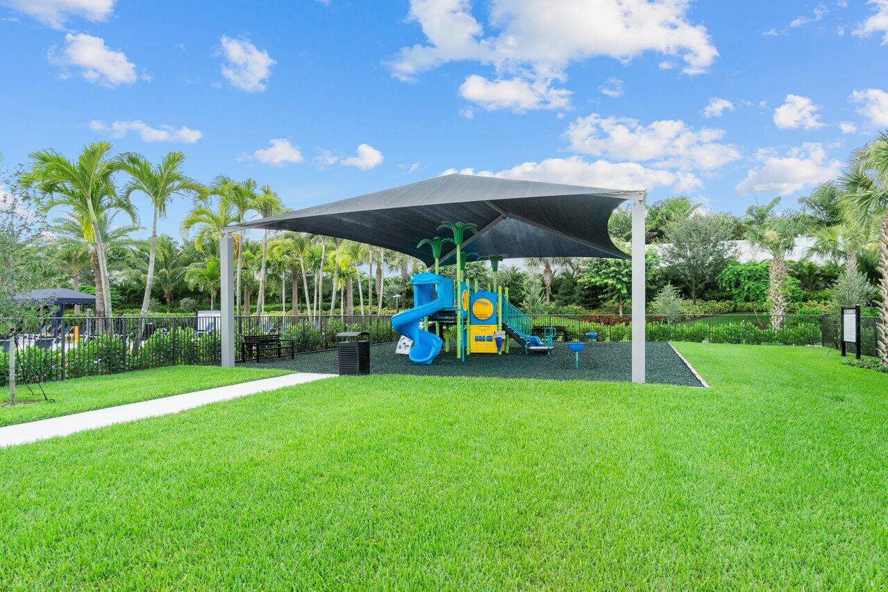 17166 Wandering Wave Avenue