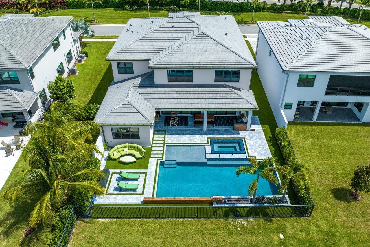 17166 Wandering Wave Avenue