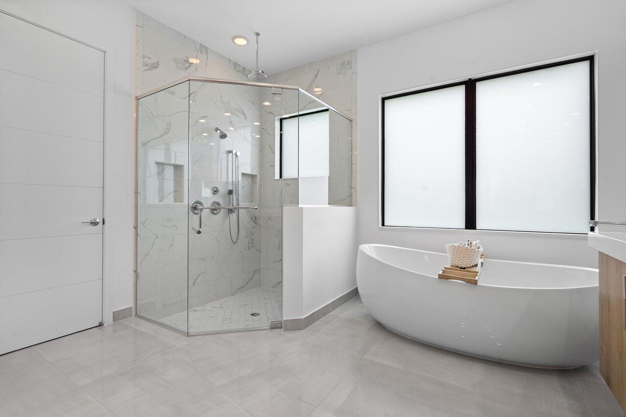 17166 Wandering Wave Avenue