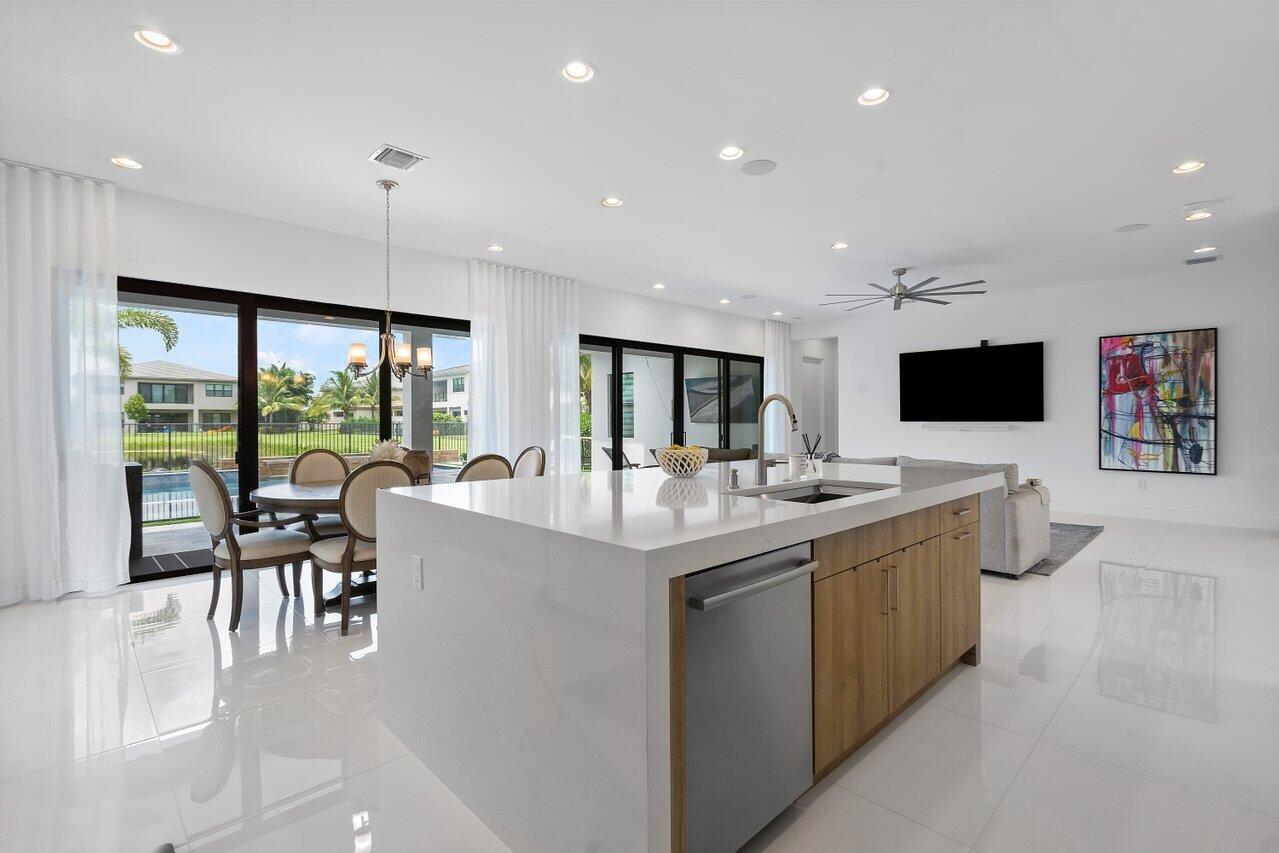 17166 Wandering Wave Avenue