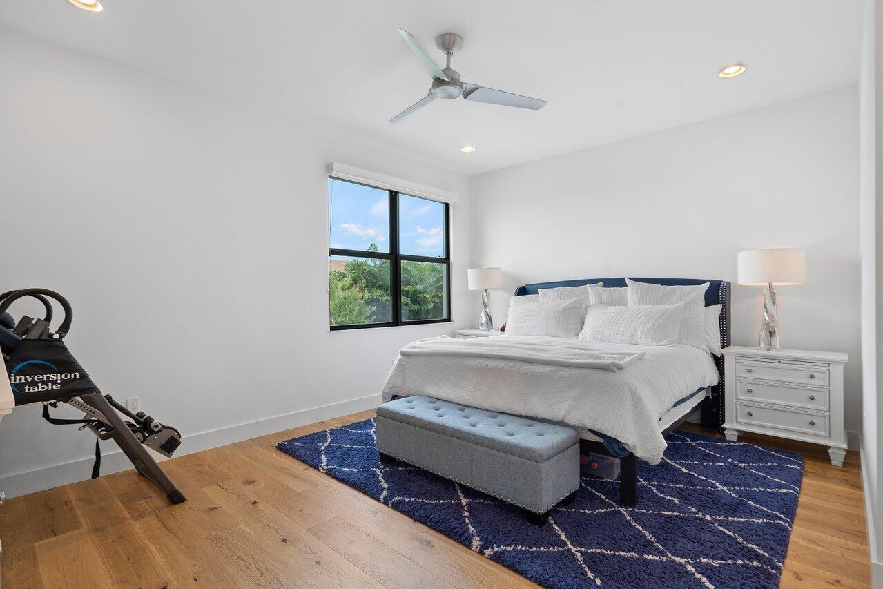 17166 Wandering Wave Avenue