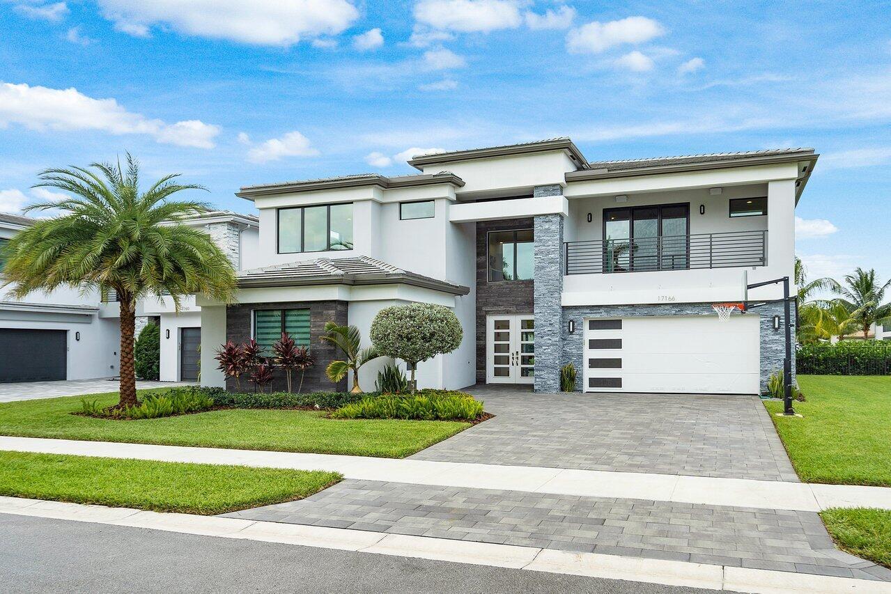 17166 Wandering Wave Avenue