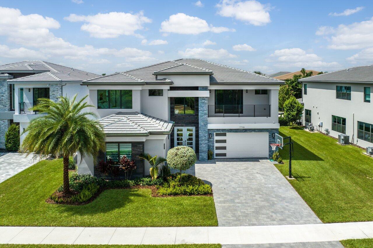 17166 Wandering Wave Avenue