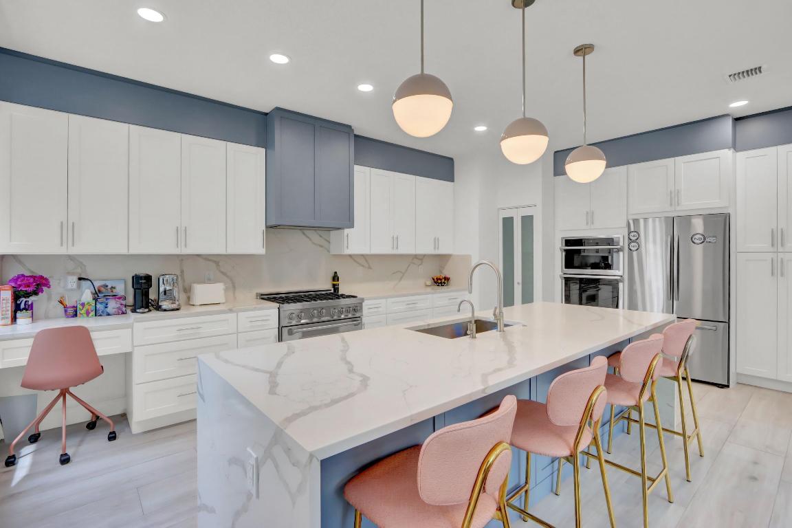 6515 NW 43rd Terrace