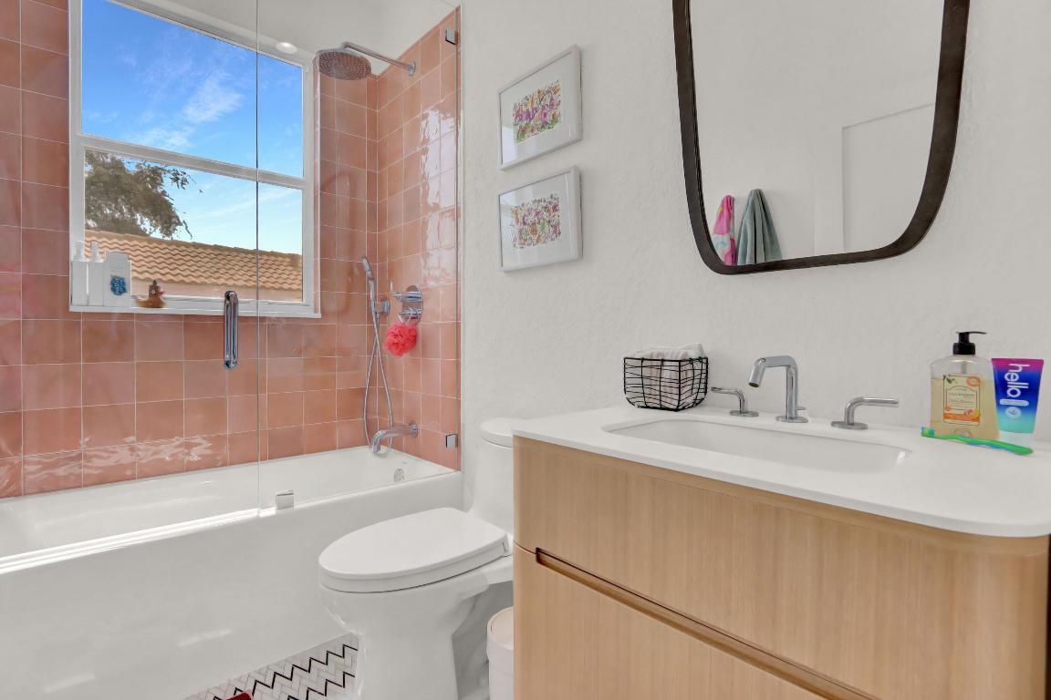 6515 NW 43rd Terrace