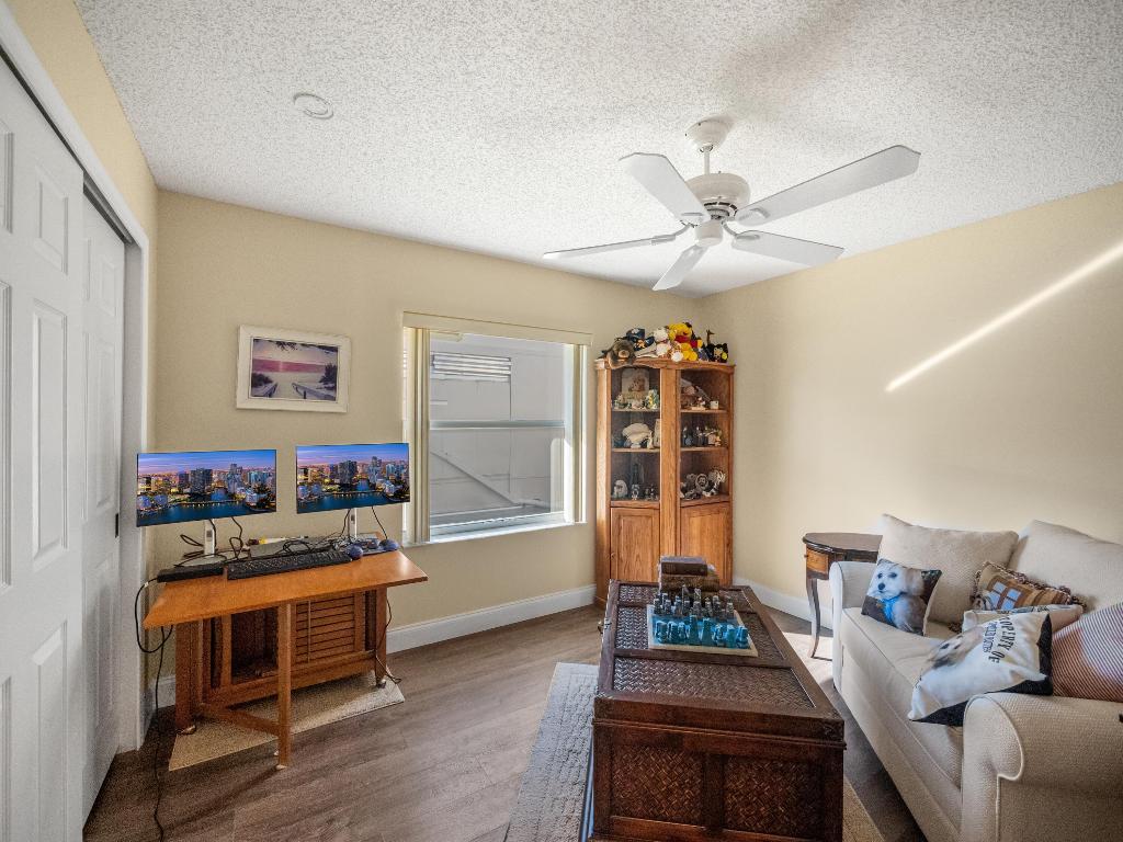 5864 Wedgewood Village Circle