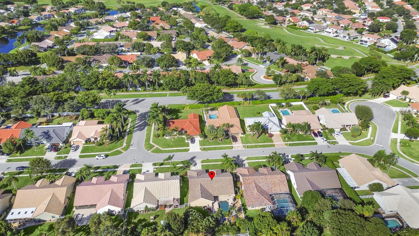 5864 Wedgewood Village Circle