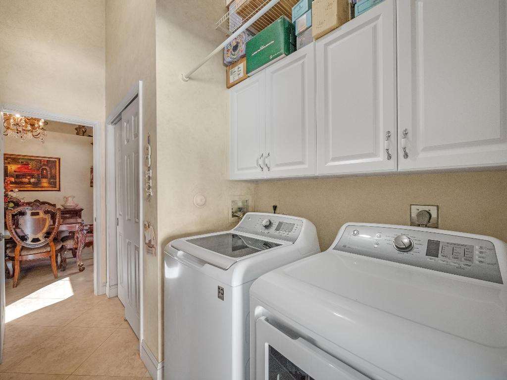 5864 Wedgewood Village Circle