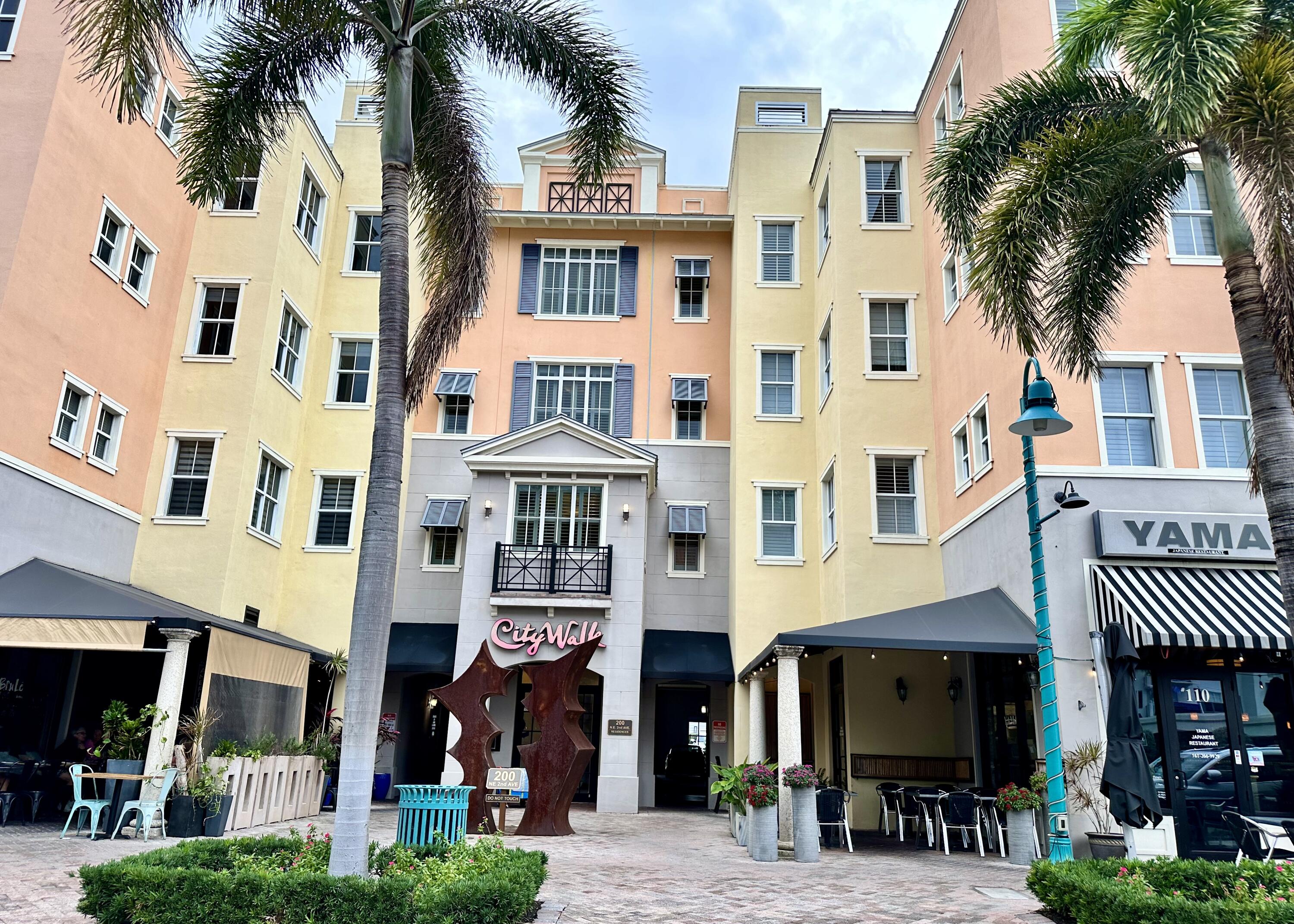 200 NE 2nd Avenue 312