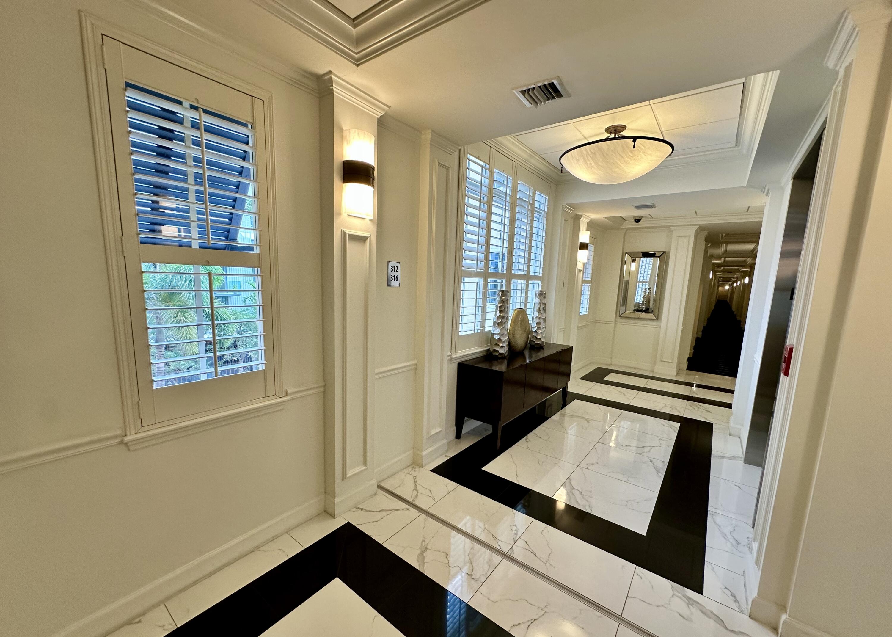 200 NE 2nd Avenue 312