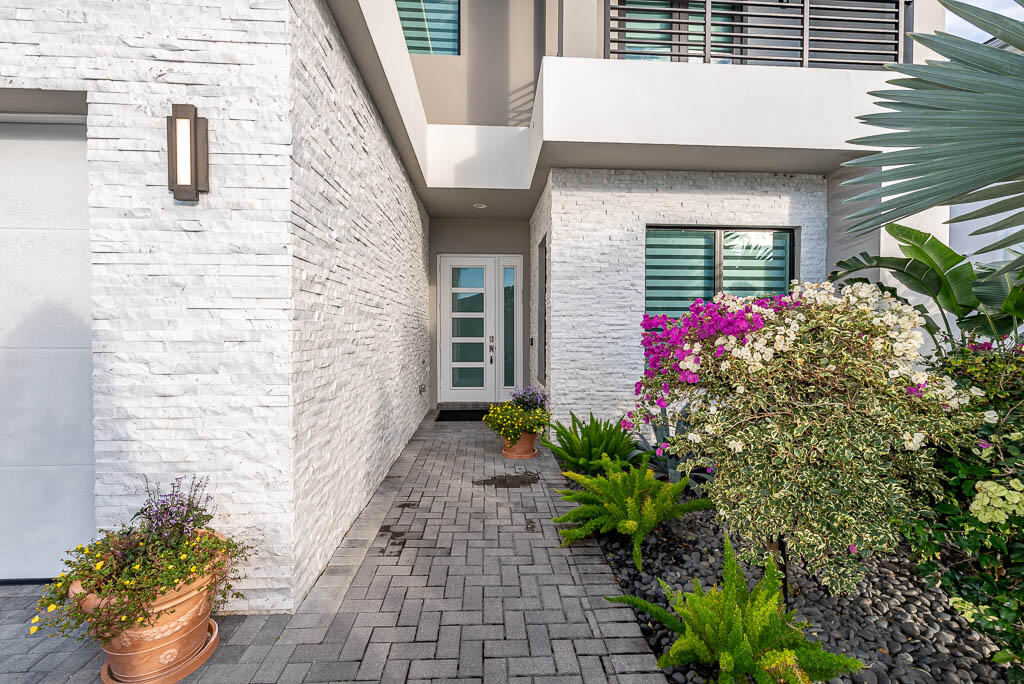 17230 Windy Pointe Lane