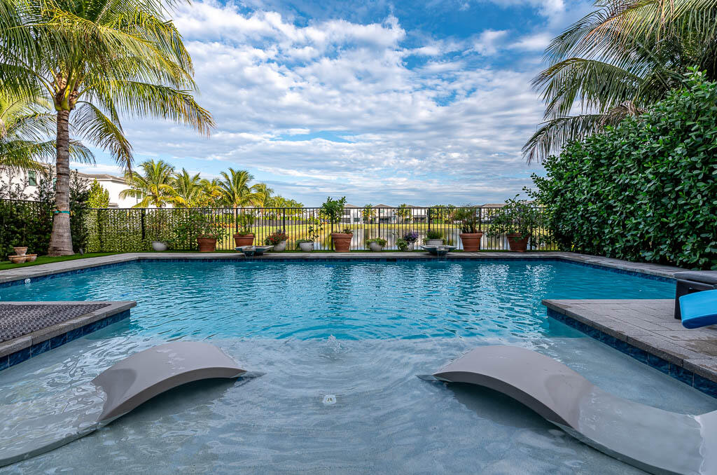 17230 Windy Pointe Lane