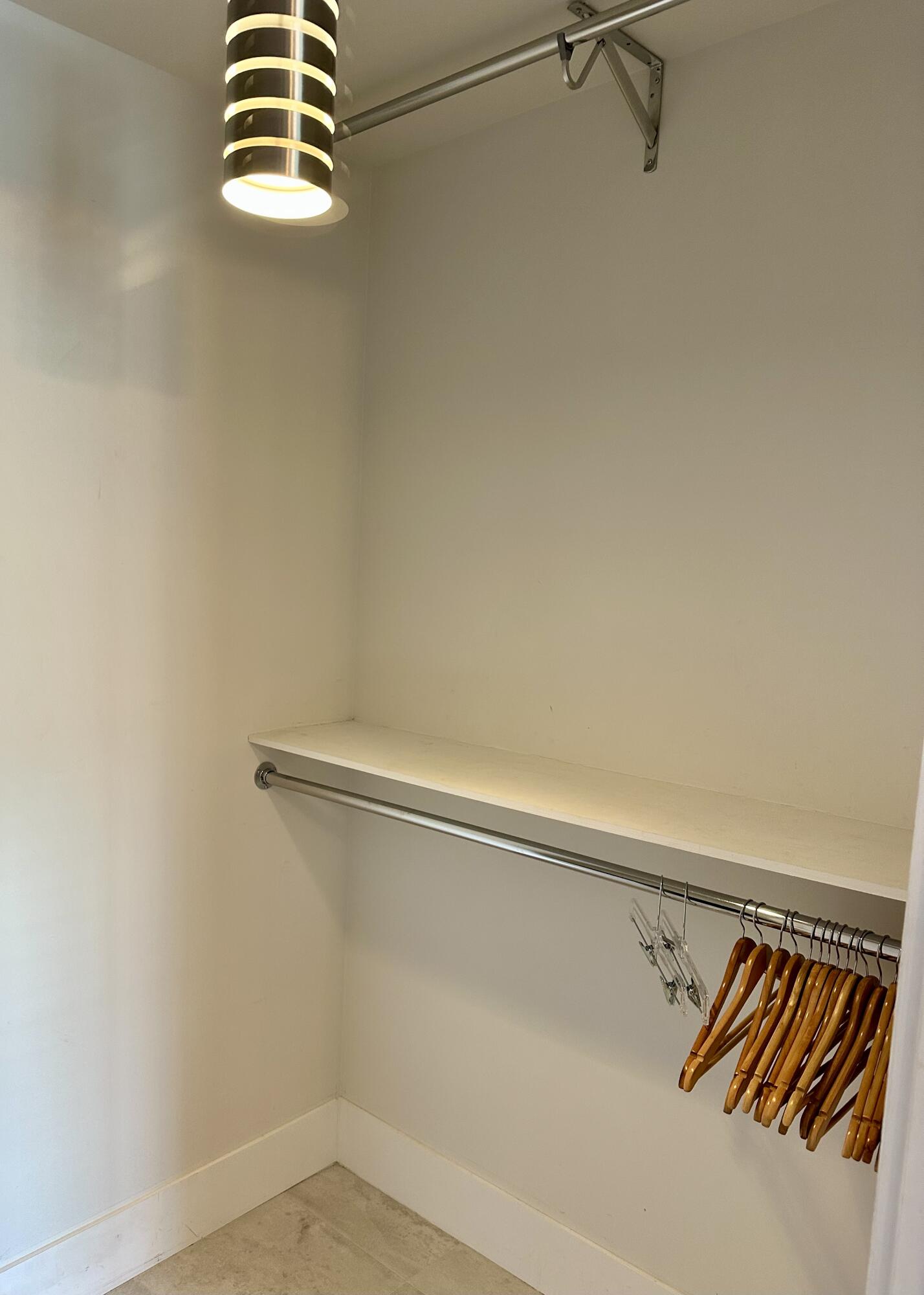 335 SE 6th Avenue 210